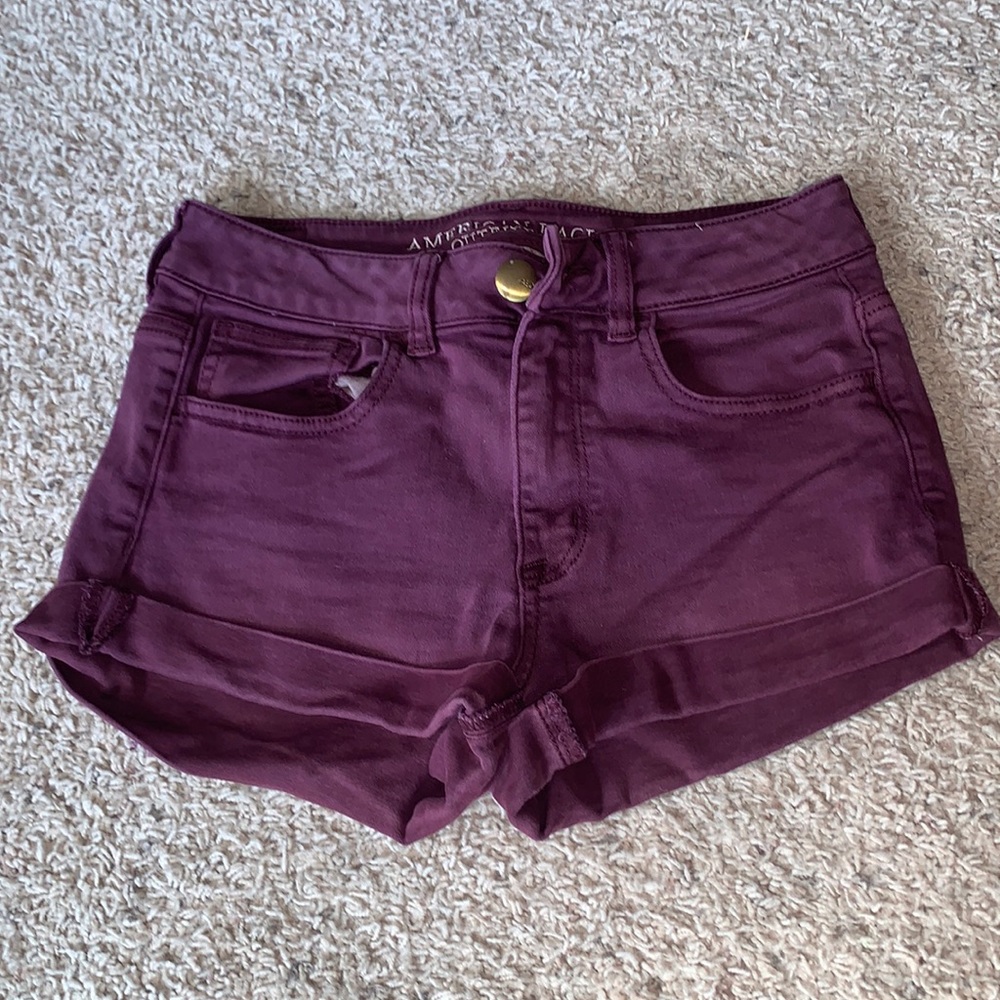 American Eagle Super Stretch Maroon Shorts